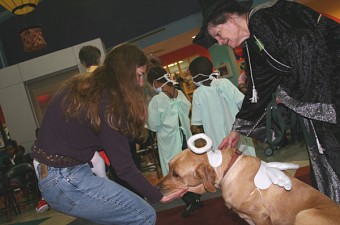 051031-ch-6595-med